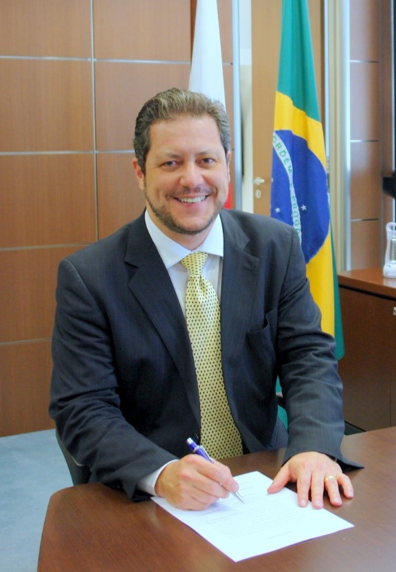 Júlio César dos Santos Esteves